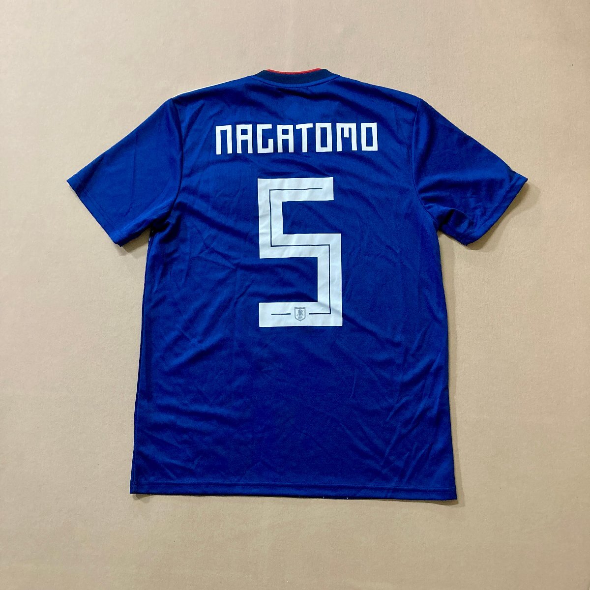 ★未使用タグ付き adidasアディダス 2018年 日本代表 サッカーウエア ユニフォーム L サムライブルー 5番 NAGATOMO 長友佑都 0.15kg★の画像2