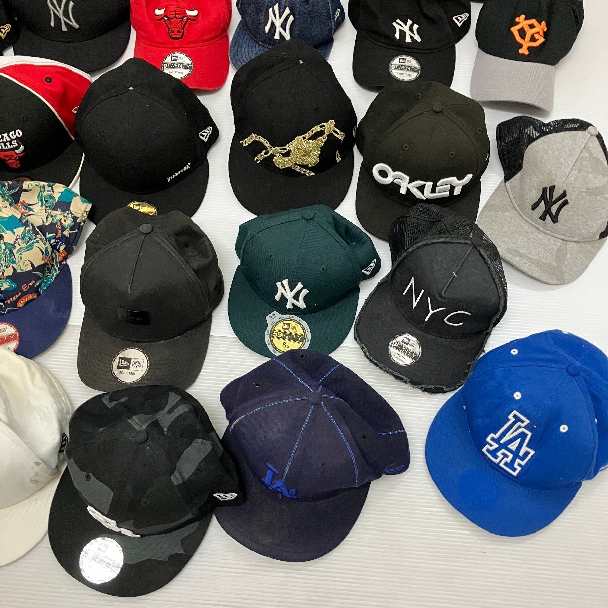 ◆【現状品】 NEW ERA ニューエラ キャップ 帽子 30個 まとめ売り 野球帽 サイズMIX 59 FIFTY MLB 約3.25kg M/S60405/5/3.25の画像4