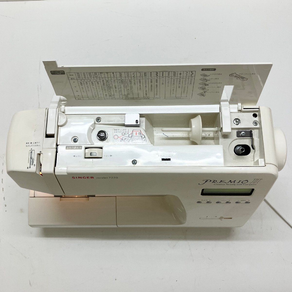 ◆【ジャンク品】SINGER シンガー 7220 PREMIO II コンピューターミシン 白 ホワイト 手工芸 裁縫 現状品 (E3)N/G60418/5/10.2の画像4