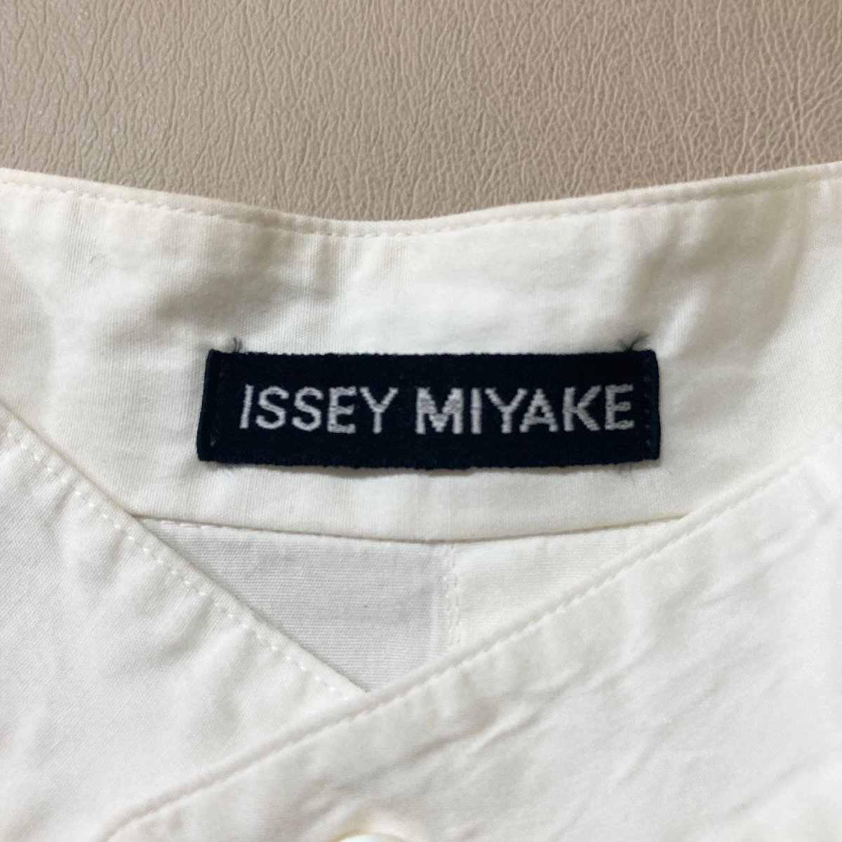 ★ISSEY MIYAKE イッセイミヤケ 長袖シャツ メンズ サイズ M サイドスリット トップス オフホワイト 日本製 0.2kg★の画像6