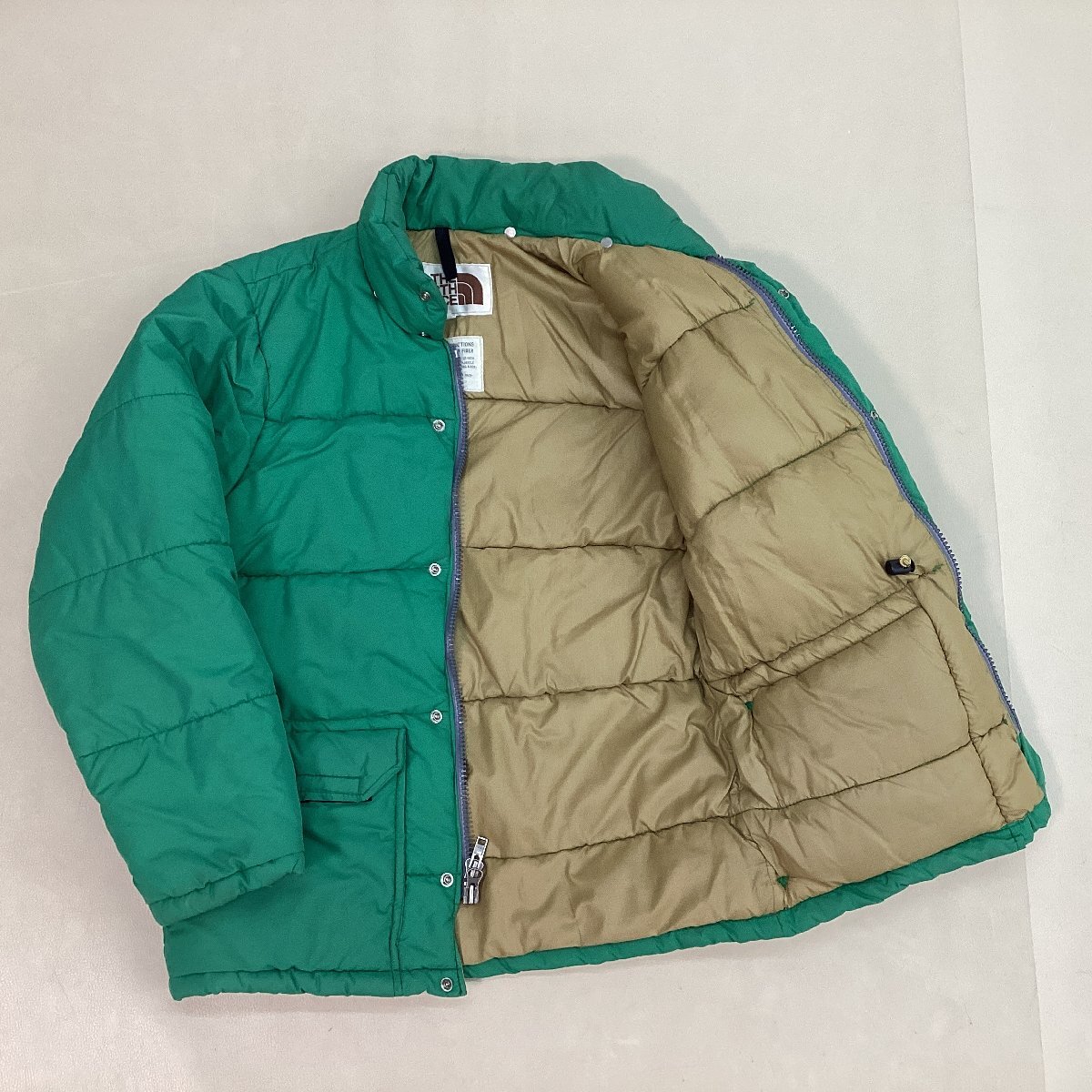 ■70s 茶タグ THE NORTH FACE ザノースフェイス ダウンジャケット アウター ヴィンテージ 古着 フード無 メンズ サイズS グリーン/0.86kg■_画像5