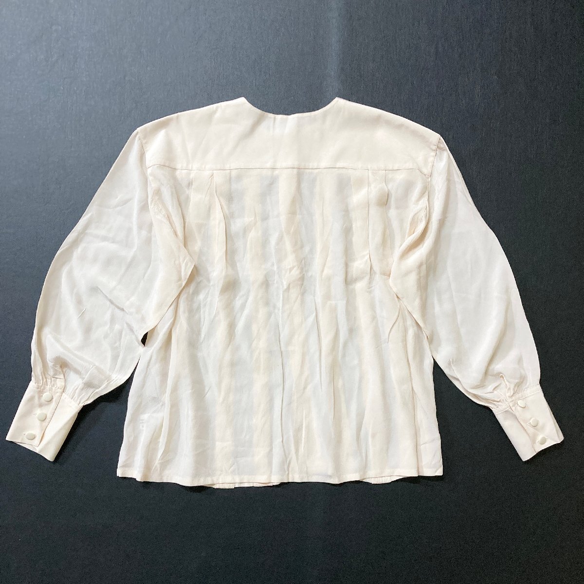 *vintage Christian Dior PRET-A-PORTER Christian Dior pre ta Porte tops thin shirt eggshell white lady's M 0.14kg*