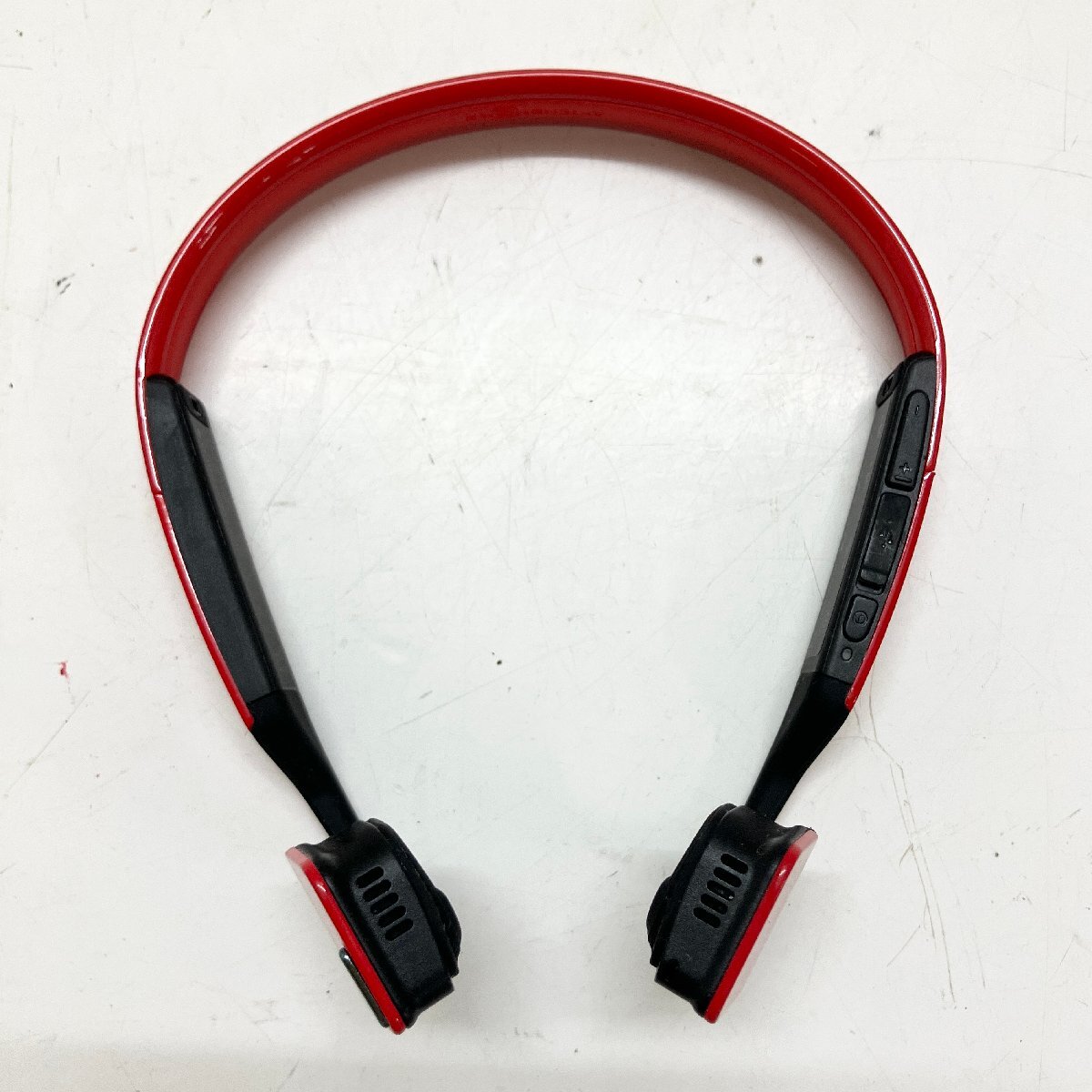 ◆【ジャンク】AFTER SHOKZ アフターショックス RS5E001R 骨伝導 ワイヤレスイヤホン Bluetooth 赤 備品付き 現状品 (E2)N/S60430/2/0.2の画像2