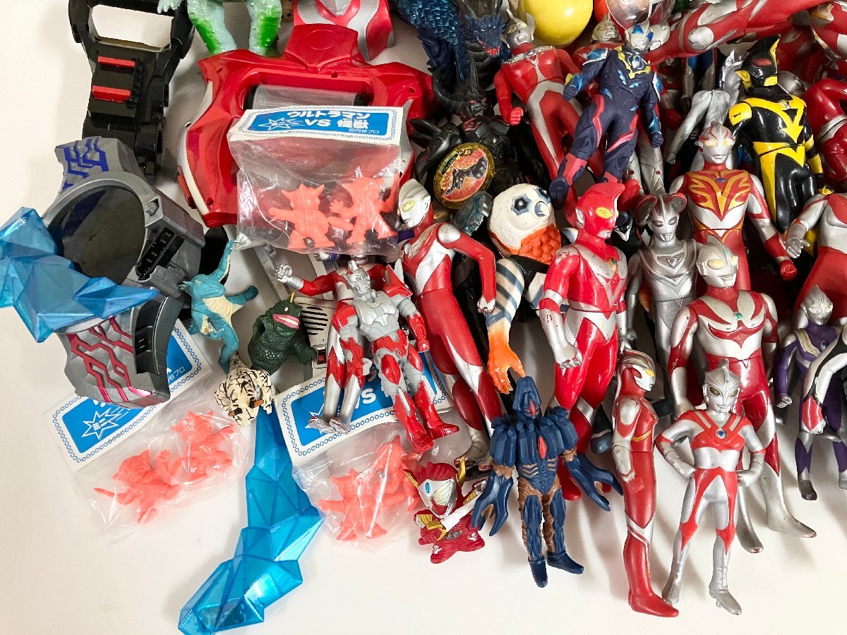 * Ultraman продажа комплектом Ultraman Zetton Eleking дребезжание nozo-a Guerlain da Red King и т.п. утиль 12.7kg*