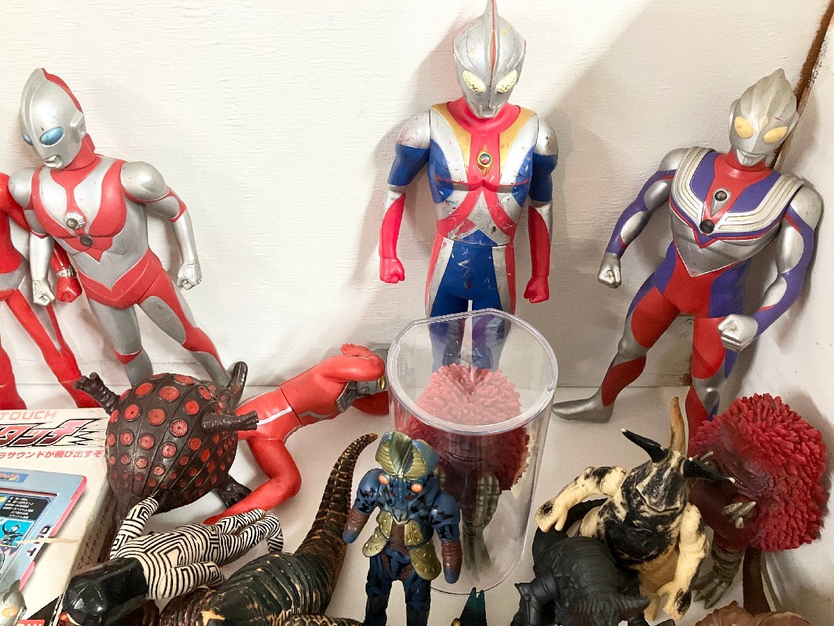 * Ultraman продажа комплектом Ultraman Zetton Eleking дребезжание nozo-a Guerlain da Red King и т.п. утиль 12.7kg*