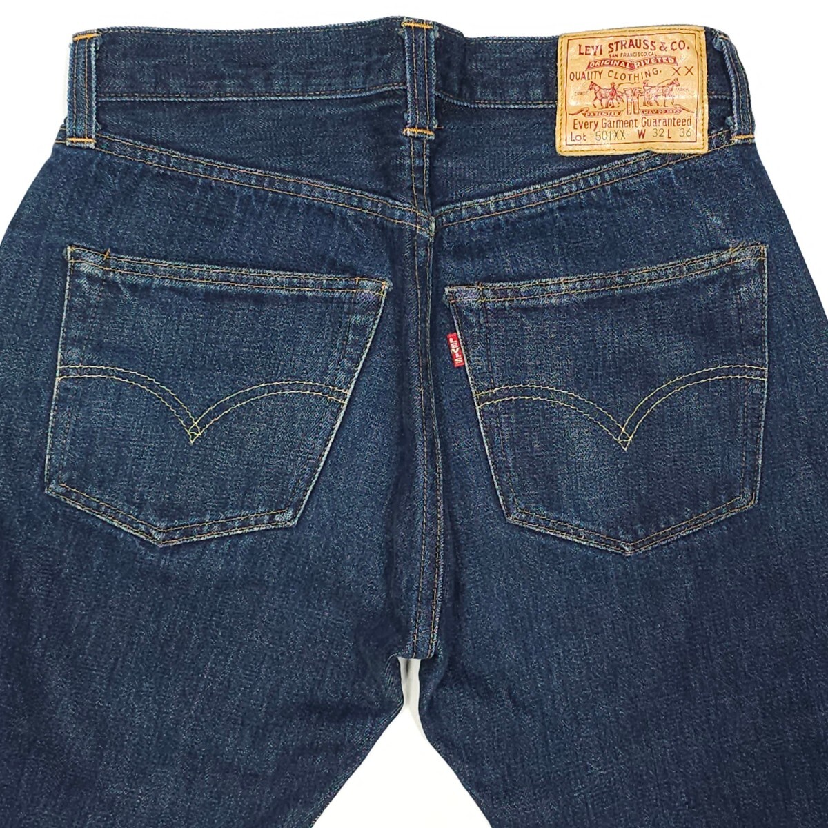 濃紺！米国製Levi'sリーバイス☆501XXヴィンテージ復刻ジーンズW32ジーパン47501デニムパンツBIG-EビッグE赤耳555バレンシアUSAアメリカ製