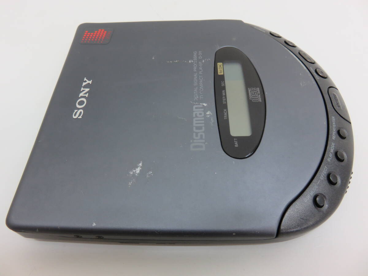 SONYの古いポータブルCDプレーヤーDiscman D-211(要修理品 SONYの古いポータブルCDプレーヤーDiscman D-211(要修理品