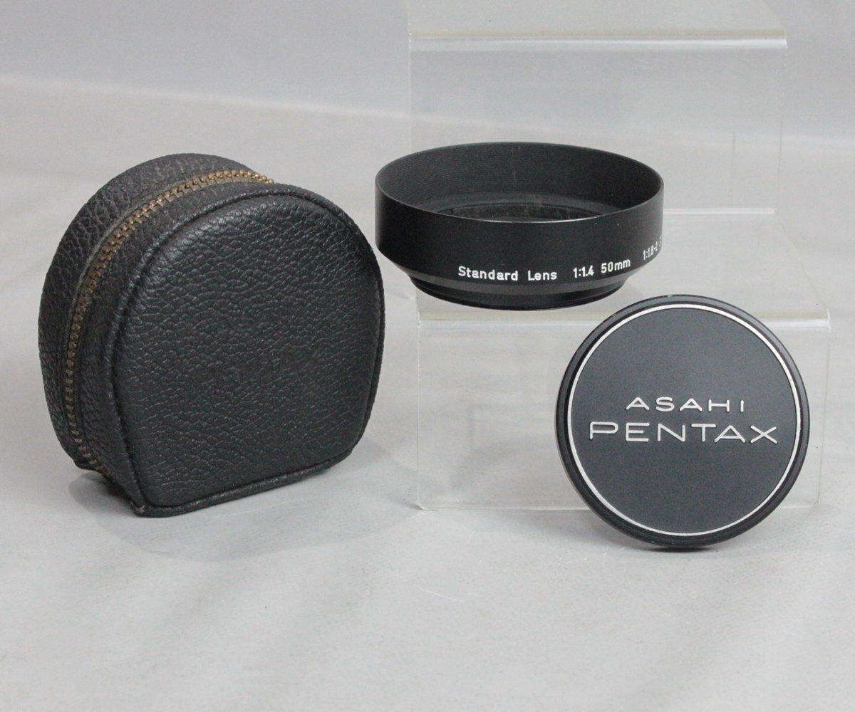 032810 【良品 ペンタックス】 PENTAX Standard Lens 50mm・55mm スクリュー式メタルレンズフード&内径 51mm メタルキャップ_画像1