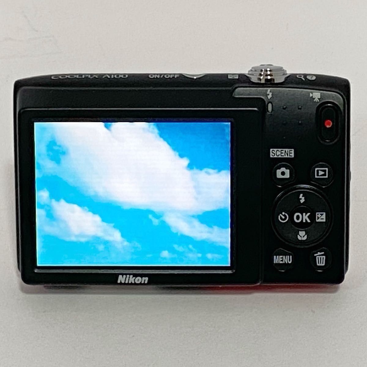 【美品】Nikon COOLPIX A100  ニコン デジタルカメラ 元箱　SDカード付【16GB】