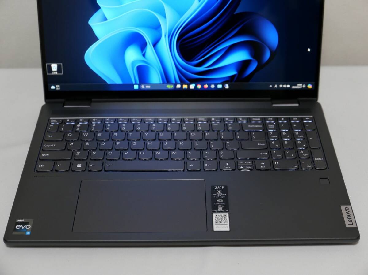 【即決・美品】Lenovo Yoga 7i 16インチ (2560x1600) 2-in-1 Core i5-1240P 8GB/256GB SSD 英語USキーボード (US) / メーカー保証の画像7