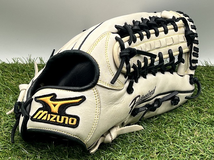 【041601】Mizuno ミズノ Professional プロフェショナル 一般用 軟式 外野手用 グローブ T-岡田モデル 2GN35617 即戦力【40409G01】_画像1