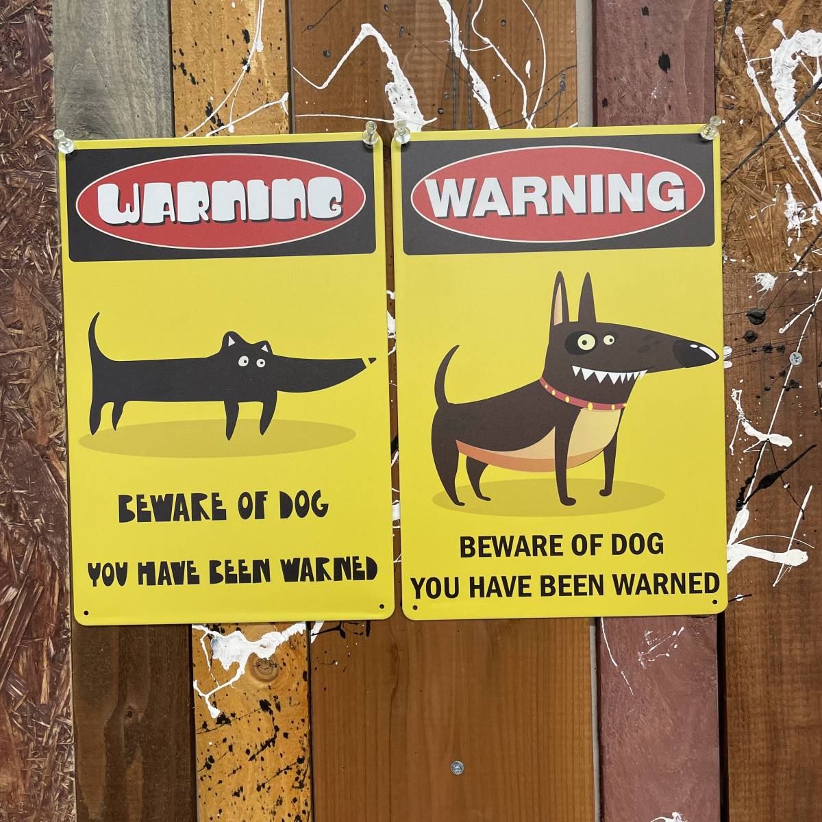 2枚 新品 壁掛けプレート BEWARE OF DOG 猛犬注意 犬に注意 かわいい警告版 防犯対策 危険 番犬 狂犬 いぬ イヌ 金属パネル ブリキ看板_画像2