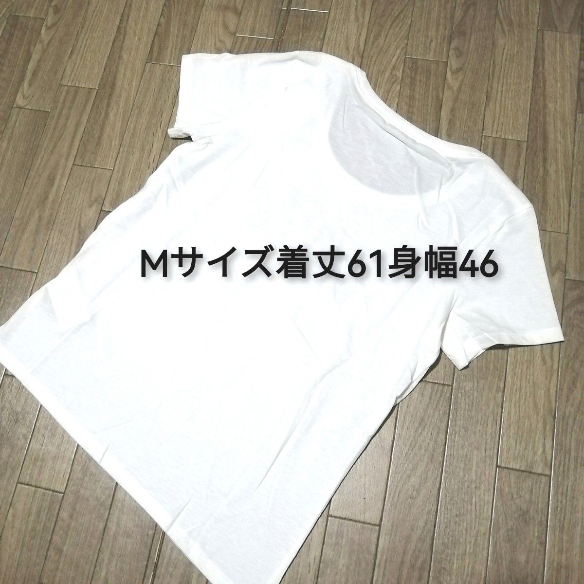【まもなく値上げ】値下げ不可　新品　ナイキ　NIKE　レディース　Tシャツ　Mサイズ　白　ホワイト　半袖　カットソー