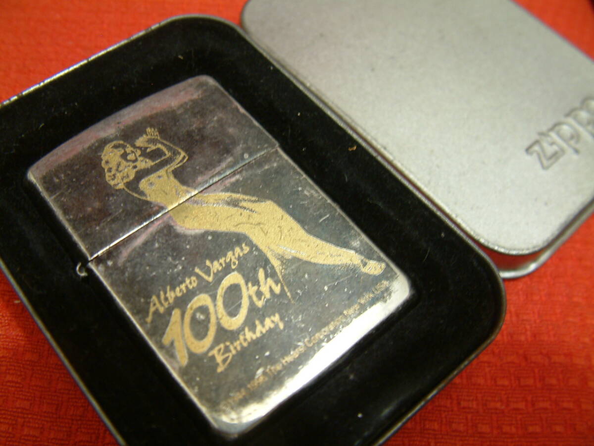 100周年記念　ZIPPO　コンテナ付属です。_画像1