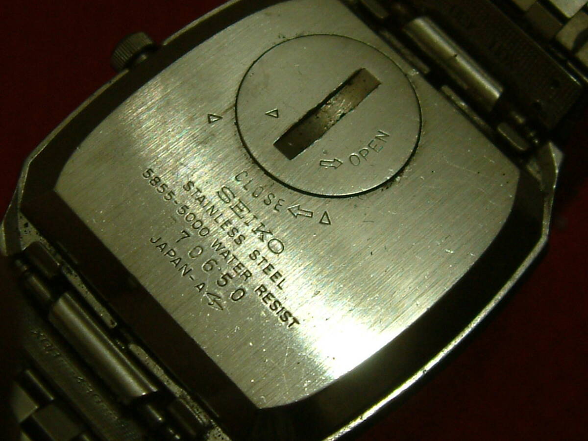 SEIKO クオーツ時計 5855-5000 電池切れです。の画像2