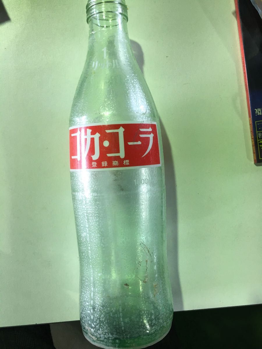 コカ・コーラ 空き 瓶 1リットル 1L 蓋無し 昭和 レトロ風 コカ・コーラ 空き 瓶 1リットル 1L 蓋無し 昭和 レトロ風