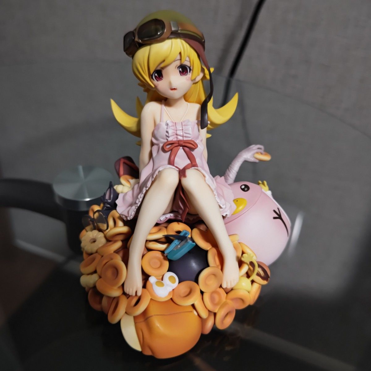 Amazon.co.jp: 化物語 忍野忍 (1/8スケール PVC塗装済み完成品