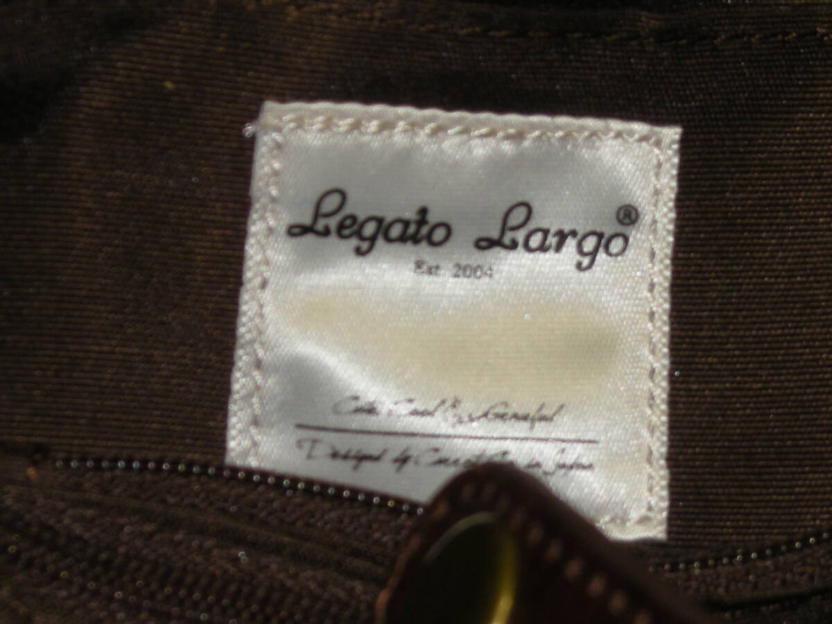 Legato Largo・レガートラルゴ◆　ショルダーバッグ・物入が13個所　◆
