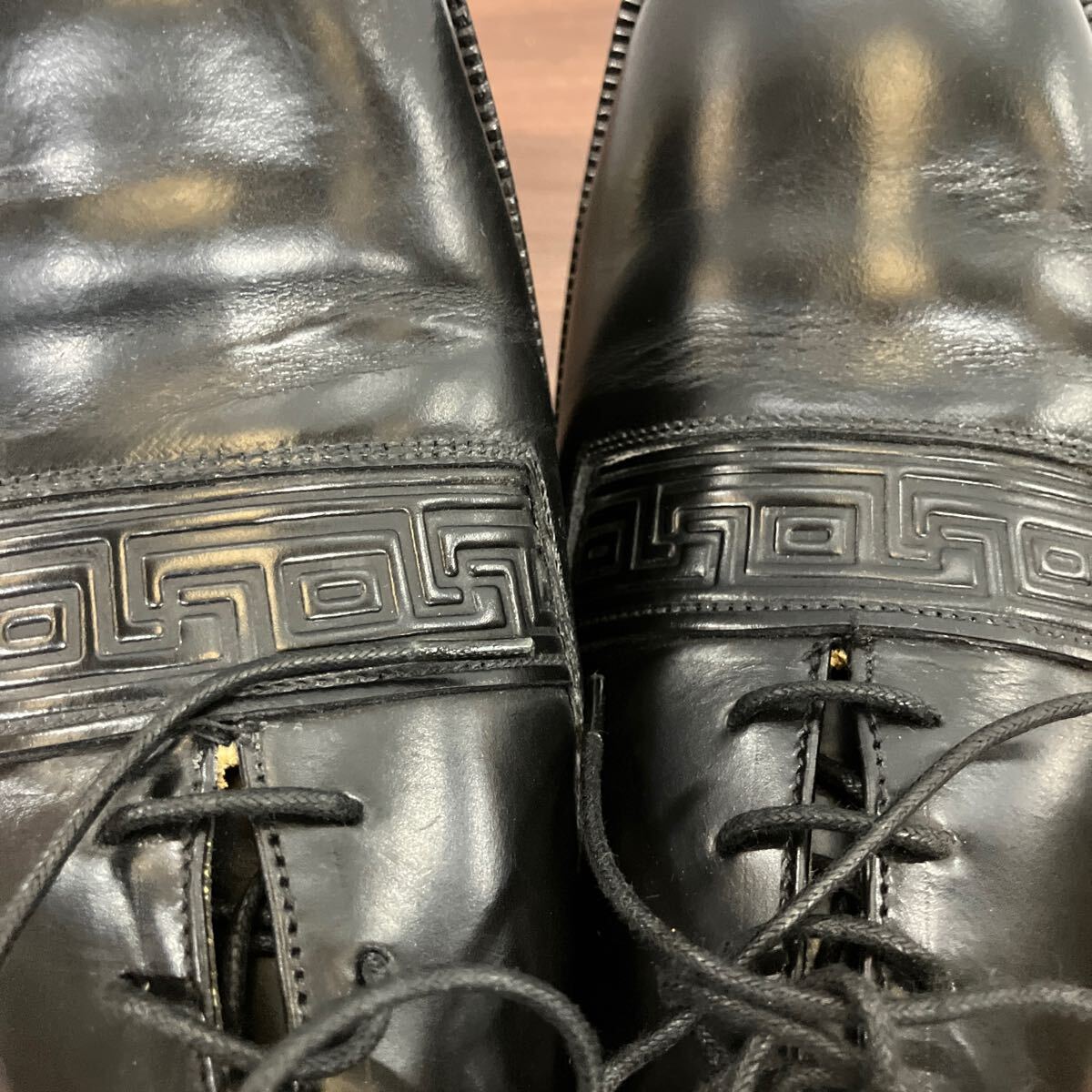 VERSACE ヴェルサーチ 革靴 高級 レザー 本革 ビジネスシューズ ドレスシューズ ハイブランド イタリア製 サイズ40 1/2 メンズの画像8