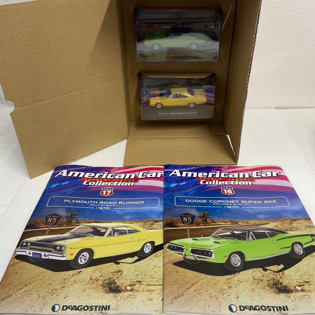 デアゴスティーニ アメリカンカーコレクション 1/43 #16 #17 セット DODGE CORONET SUPER BEE 1970 PLYMOUTH ROAD RUNNER アメ車 ミニカー_画像1