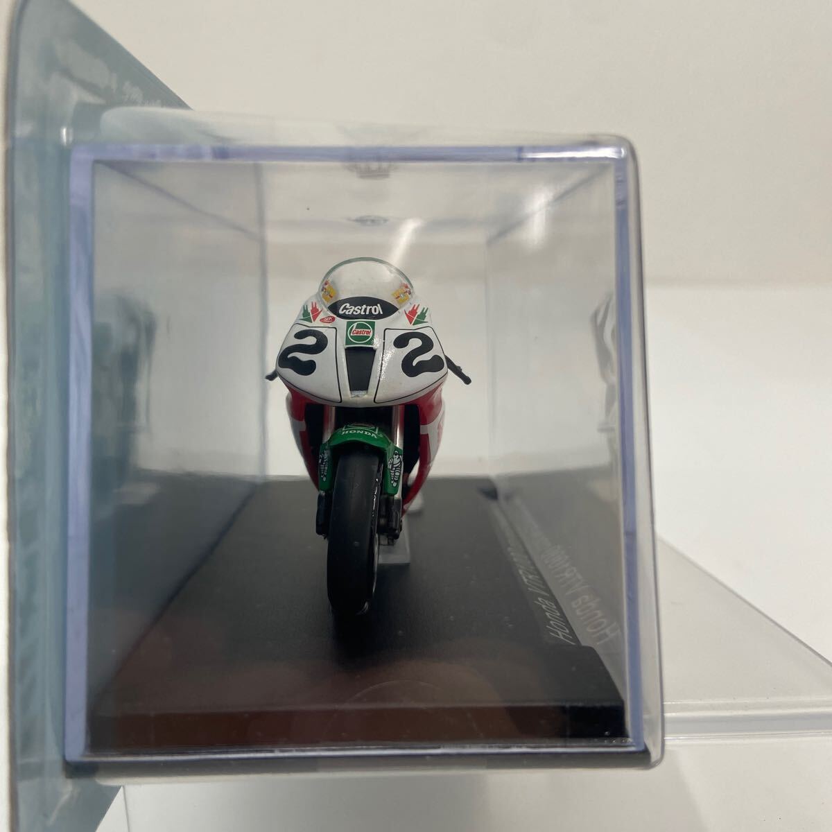 チャンピオンバイクコレクション 1/24 HONDA VTR1000 Colin Edwards 2000 #2 ホンダ Castrol ミニカー MotoGP デアゴスティーニ_画像2