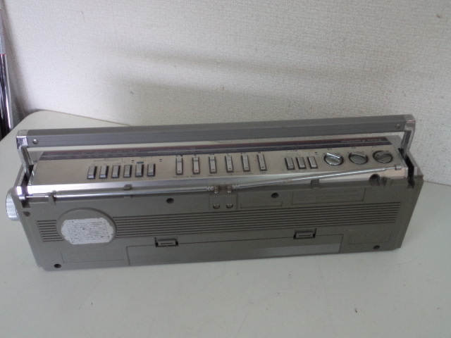 東芝 ステレオラジオカセットレコーダー RT-S65 BOM BEAT ミニ ジャンクの画像5