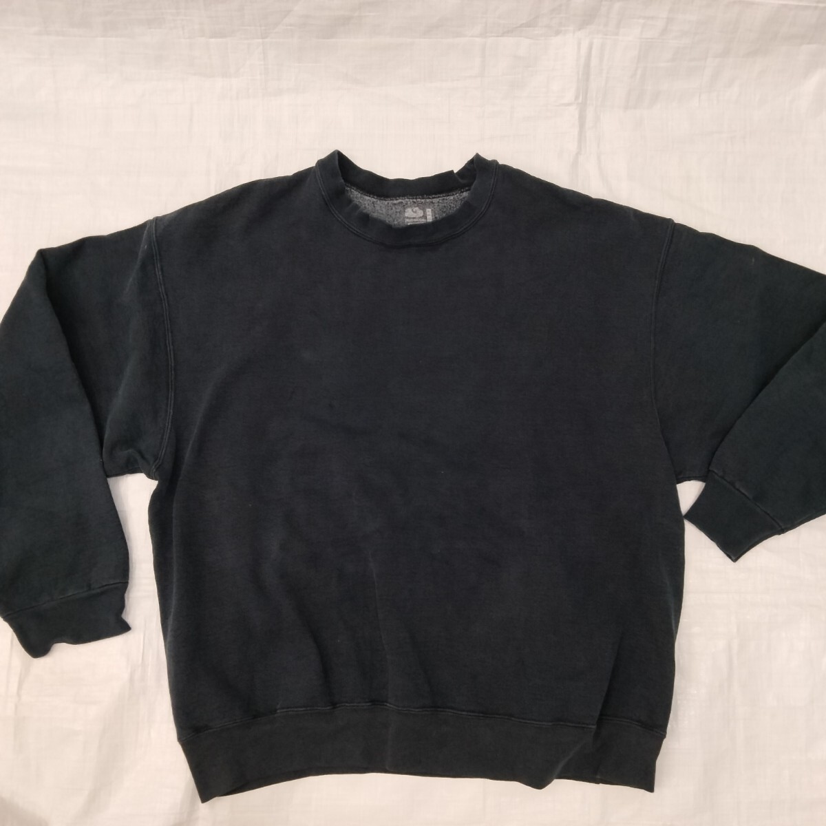 フルーツオブザルーム FRUIT OF THE LOOM スウェット　シャツ　丸首　黒　ブラック　black fade フェード　XL 無地　ソリッド　ブランク　_画像6