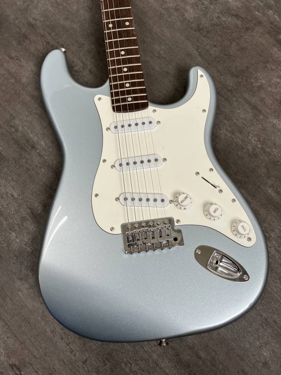 FENDER/フェンダー Squier/スクワイヤー STRATOCASTER/ストラトキャスター 全長約100㎝ 弦高約3㎜ エレキギター 簡易動作確認済 現状お渡しの画像2