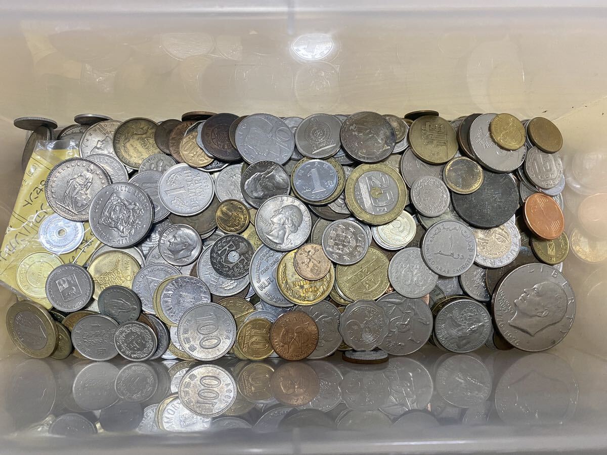 2.1kg 外国コイン 硬貨 貨幣 大量 古銭 海外 外国 まとめ _画像1