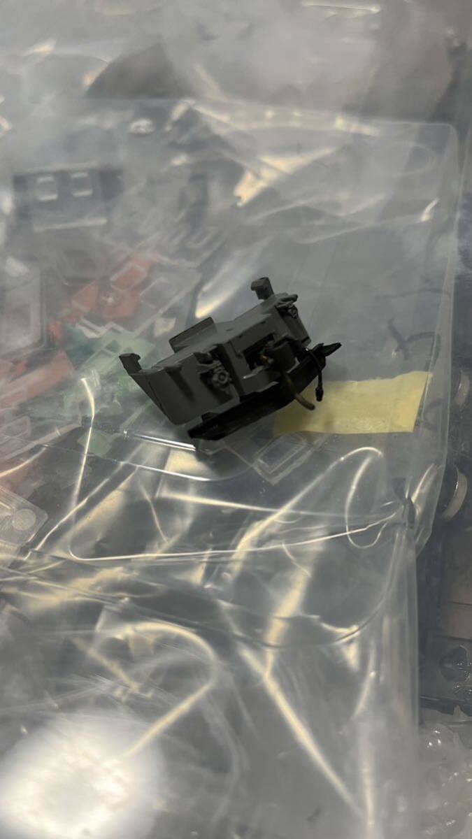 TOMIX HOゲージ EF66 スカート2 爪割れ対策品の画像2