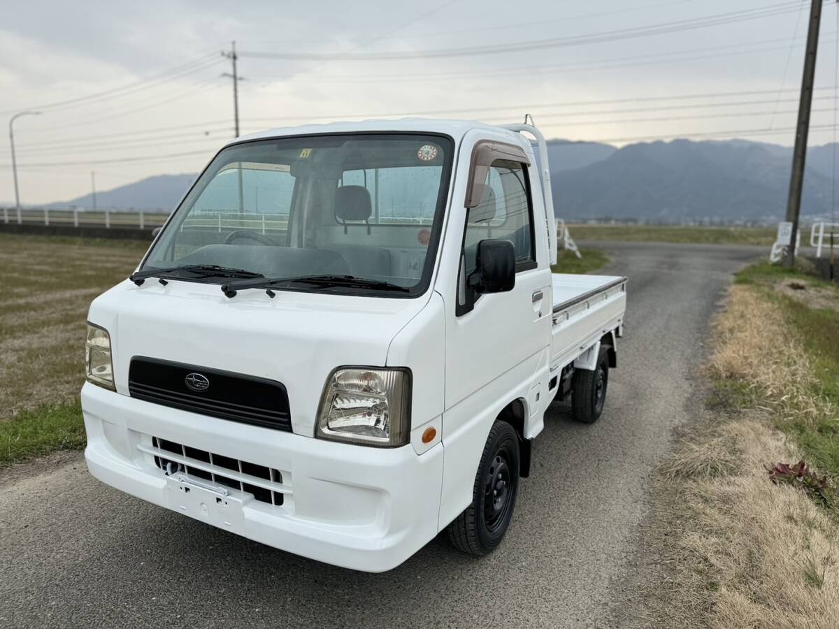 スバル サンバートラック/平成17年式/車検2年付き/グレードTB/4WD/5速マニュアル/AC/PS/ELシフト付きの画像3