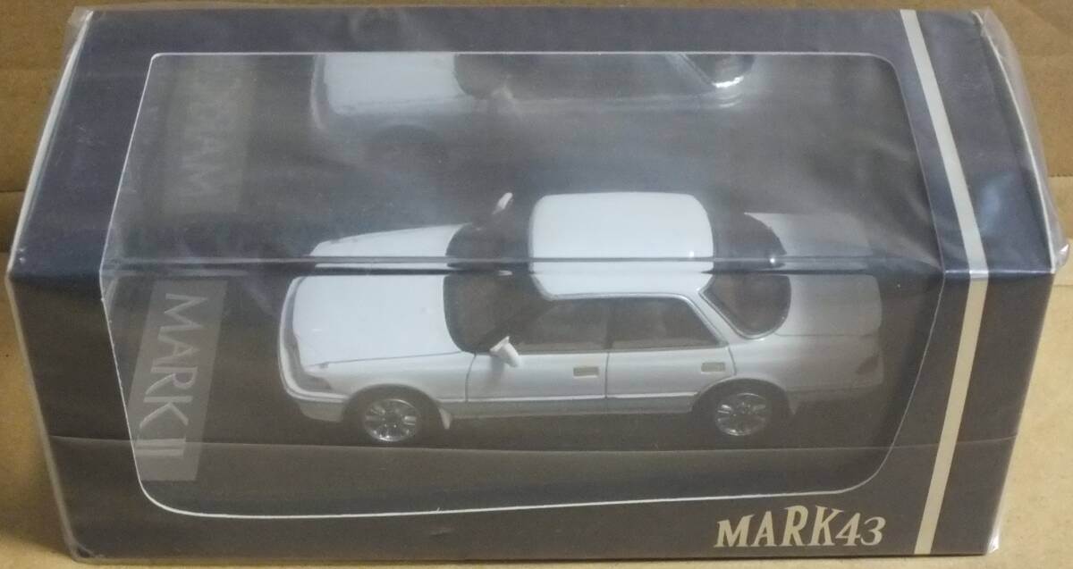 MARK43 1/43 トヨタ マークⅡ ハードトップ 2.5 GTツインターボ 1990(JZX81) スーパーホワイトIV【PM4386W】未開封新品！_画像4