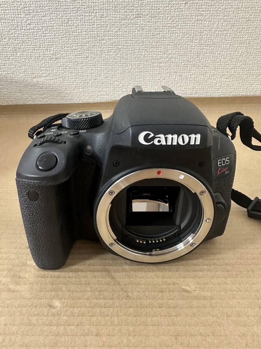 K【中古品】canon キャノン EOS kiss X9i ダブルズームレンズキット EF-S 55-250mm 18-55mm 通電動作確認済み 箱付 取扱説明書 保証書付 の画像2