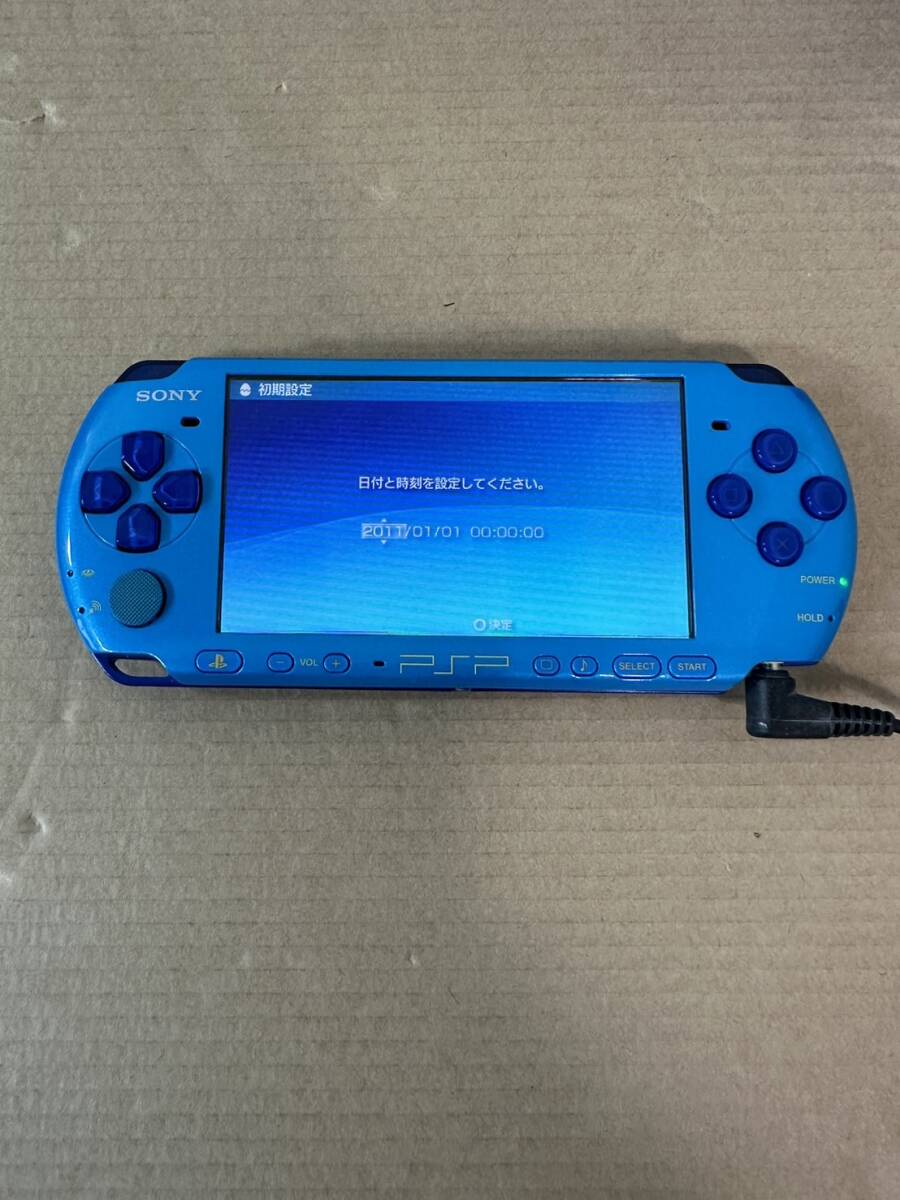 Y【中古現状品】PSP PSP-3000 プレイステーションポータブル バリュ-パック スカイブルーマリンブルー 初期化済 通電動作確認済 通電不良有の画像2