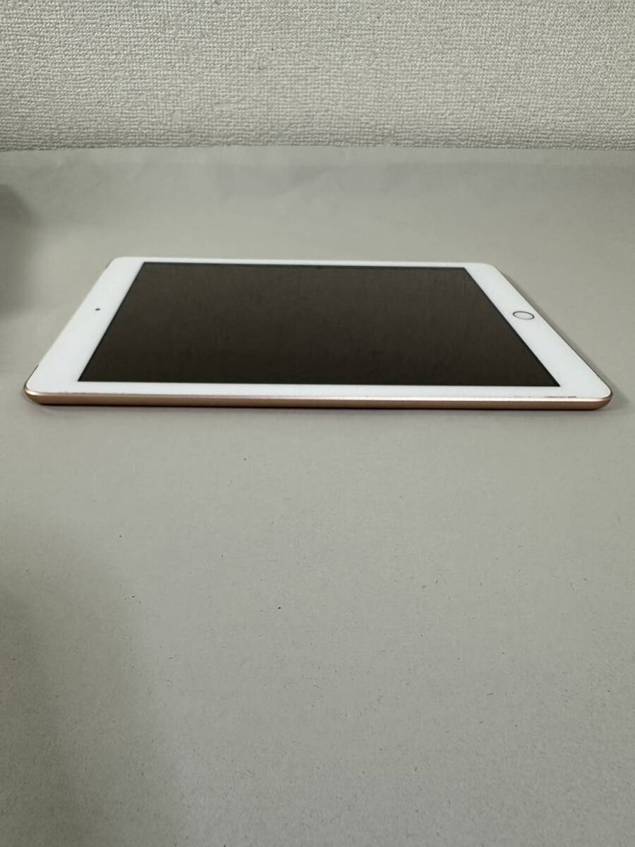 T【中古品】Apple ipad 第6世代 MRM02J/A 32GB SoftBank A1954 Wi-Fi +Cellular IMEI354884092685485 判定◯ 初期化済 通電動作確認済_画像5