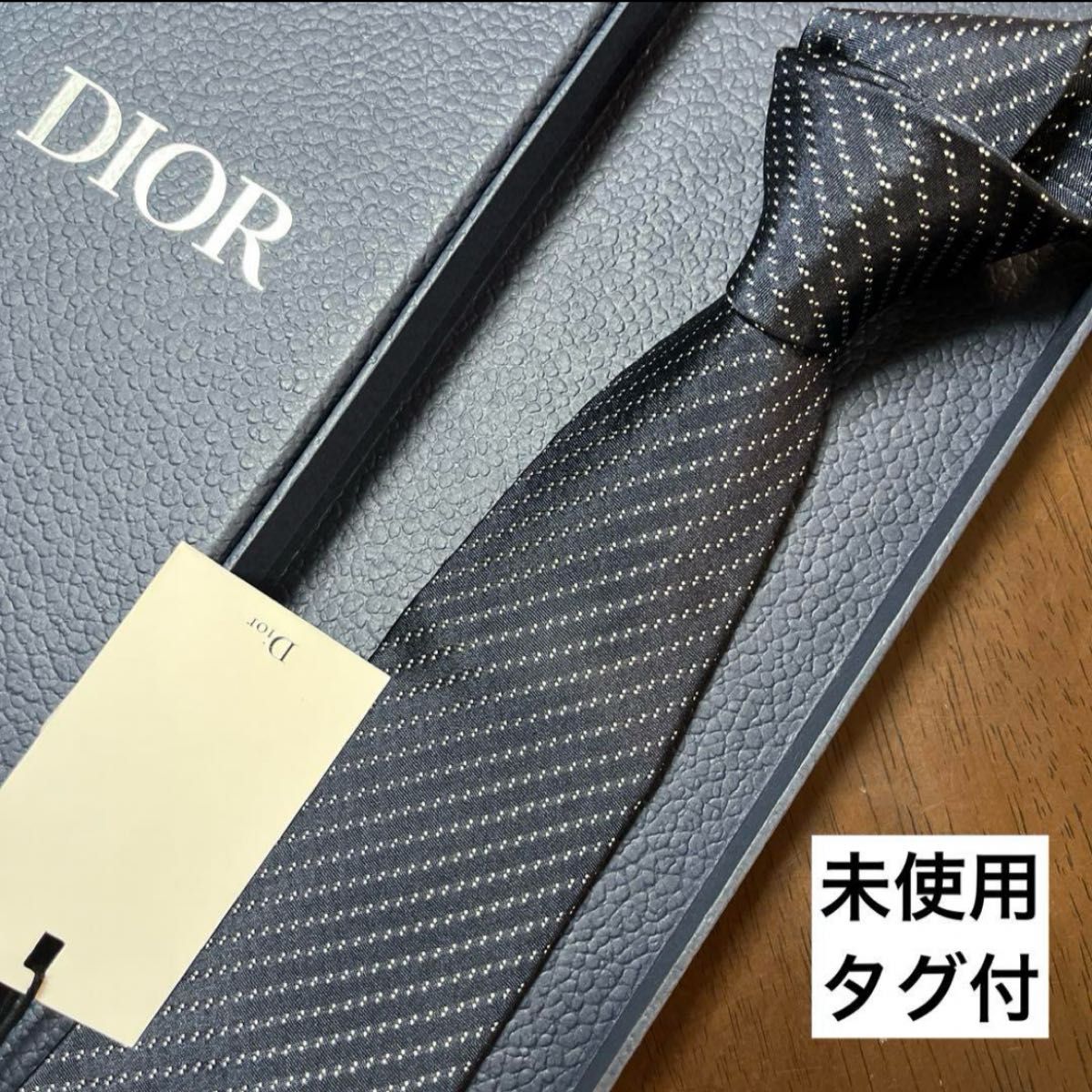 未使用タグ付 ディオールオム ネクタイ 紺 ドット 高級感|Yahoo 未使用タグ付 ディオールオム ネクタイ 紺 ドット 高級感|Yahoo