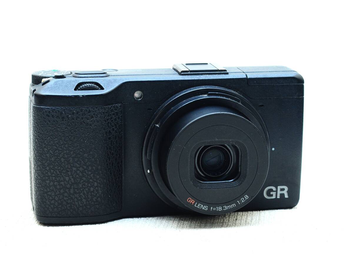 RICOH GR first generation once operation goods, but with defect 