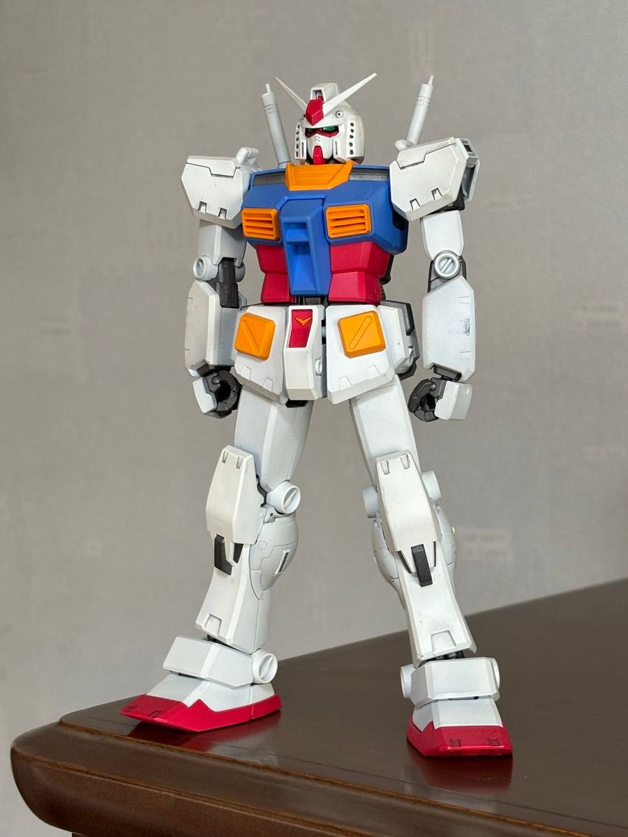 MG 1/100 ガンダム(カトキ版)RX-78-2 ver ka 全塗装完成品 MG 1/100 ガンダム(カトキ版)RX-78-2 ver ka 全塗装完成品