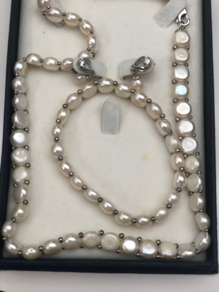パールのネックレス　ピアス　ブレスレットの3点セット ネックレス パール ブレスレット 真珠 アクセサリー