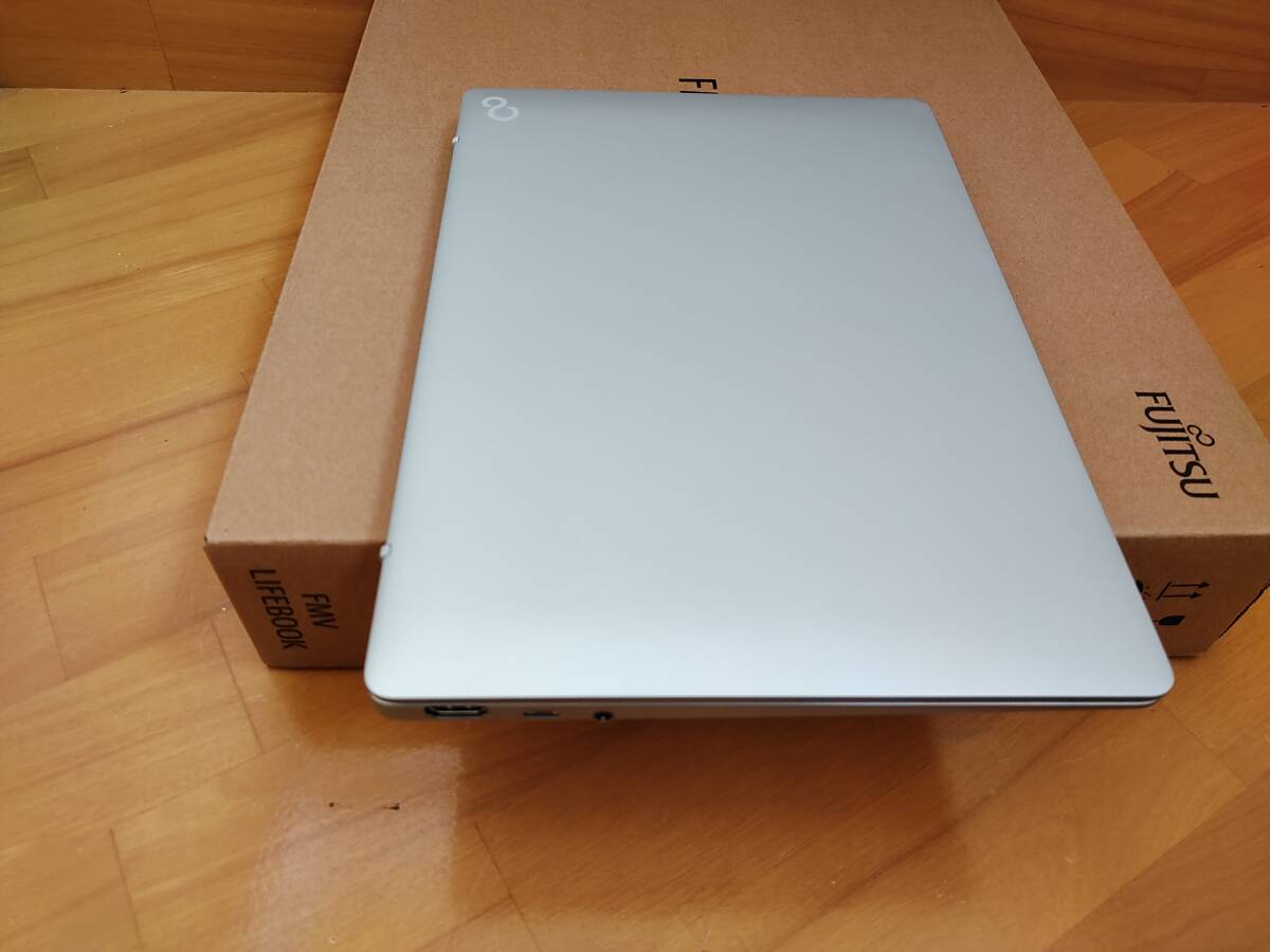 【ほぼ新品：保証付】富士通 LIFEBOOK WCI/G3 FMVCH01004 i5 1240P/メモリ 16GB/SSD 512GB/13.3型 光沢/win11/Office 23年10月製_画像6