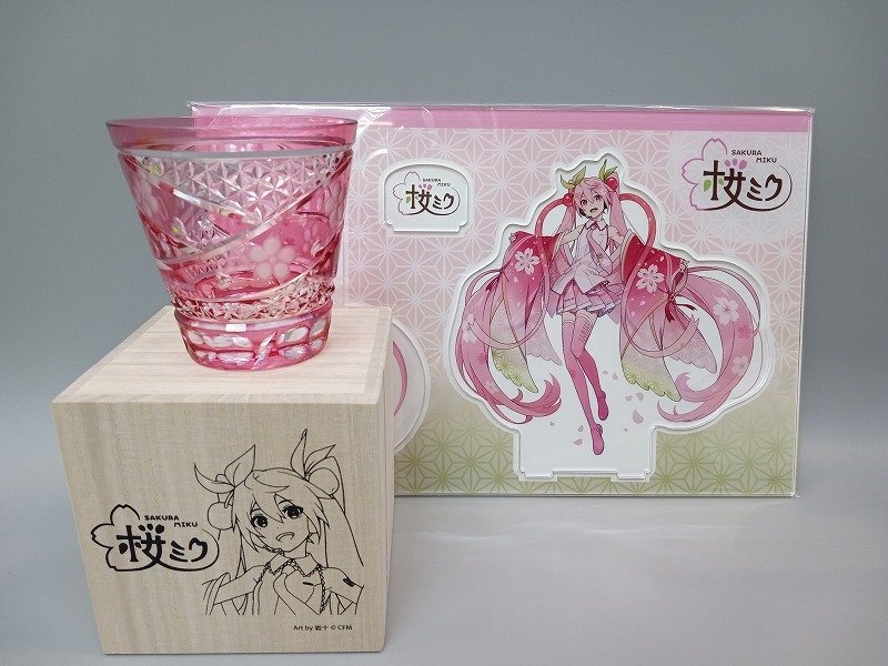 Yahoo!オークション - 【未開封あり】 初音ミク 桜ミク 江戸切子 Yahoo!オークション - 【未開封あり】 初音ミク 桜ミク 江戸切子