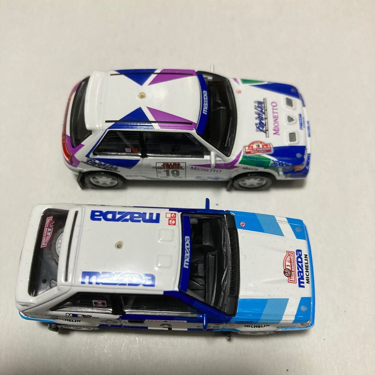 WRCラリー マツダ323 ラリーカーコレクション 2台セット 訳あり品の画像7