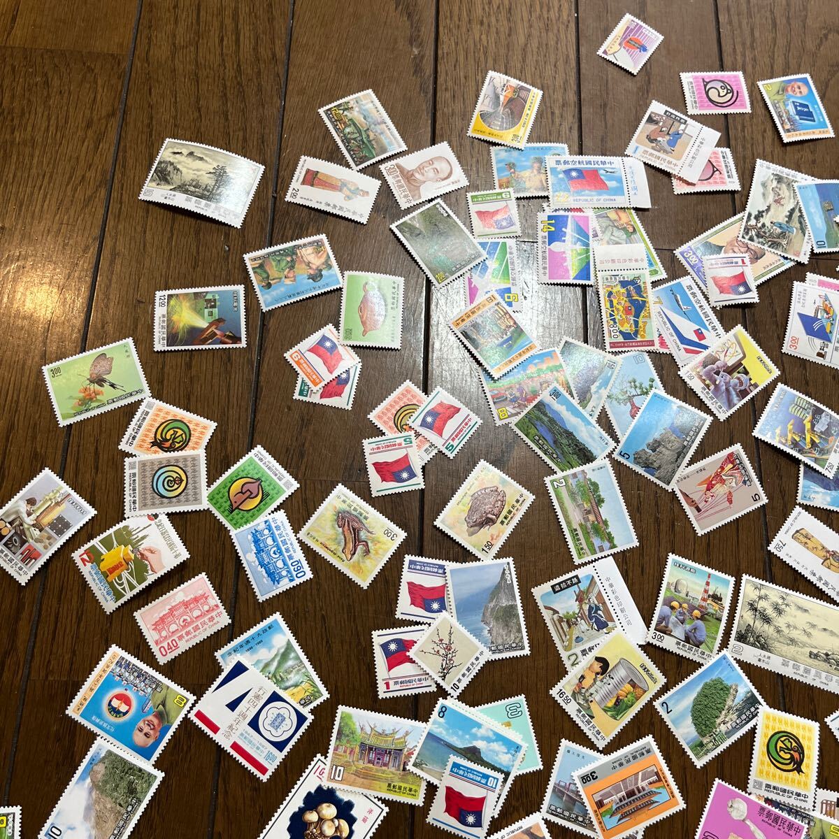 台湾切手 中華民国切手 バラ切手 各種様々 コレクター 収集家 放出品 未使用品多数！！★15の画像9