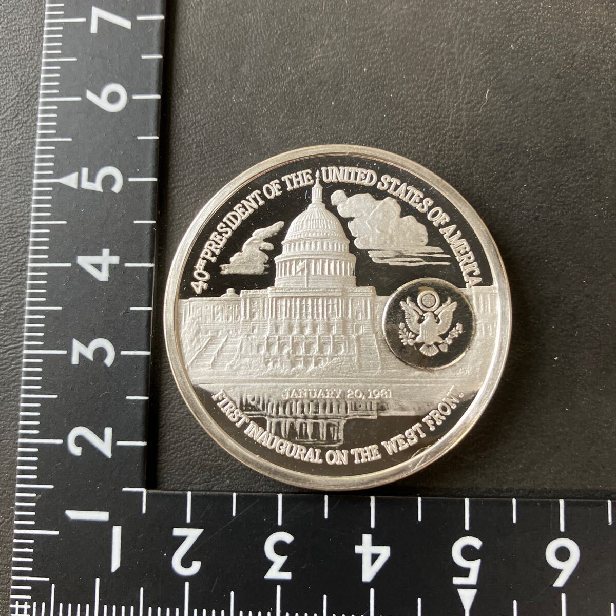 【銀貨】アメリカ ロナルド レーガン就任式レア コイン 美品 ★23の画像3