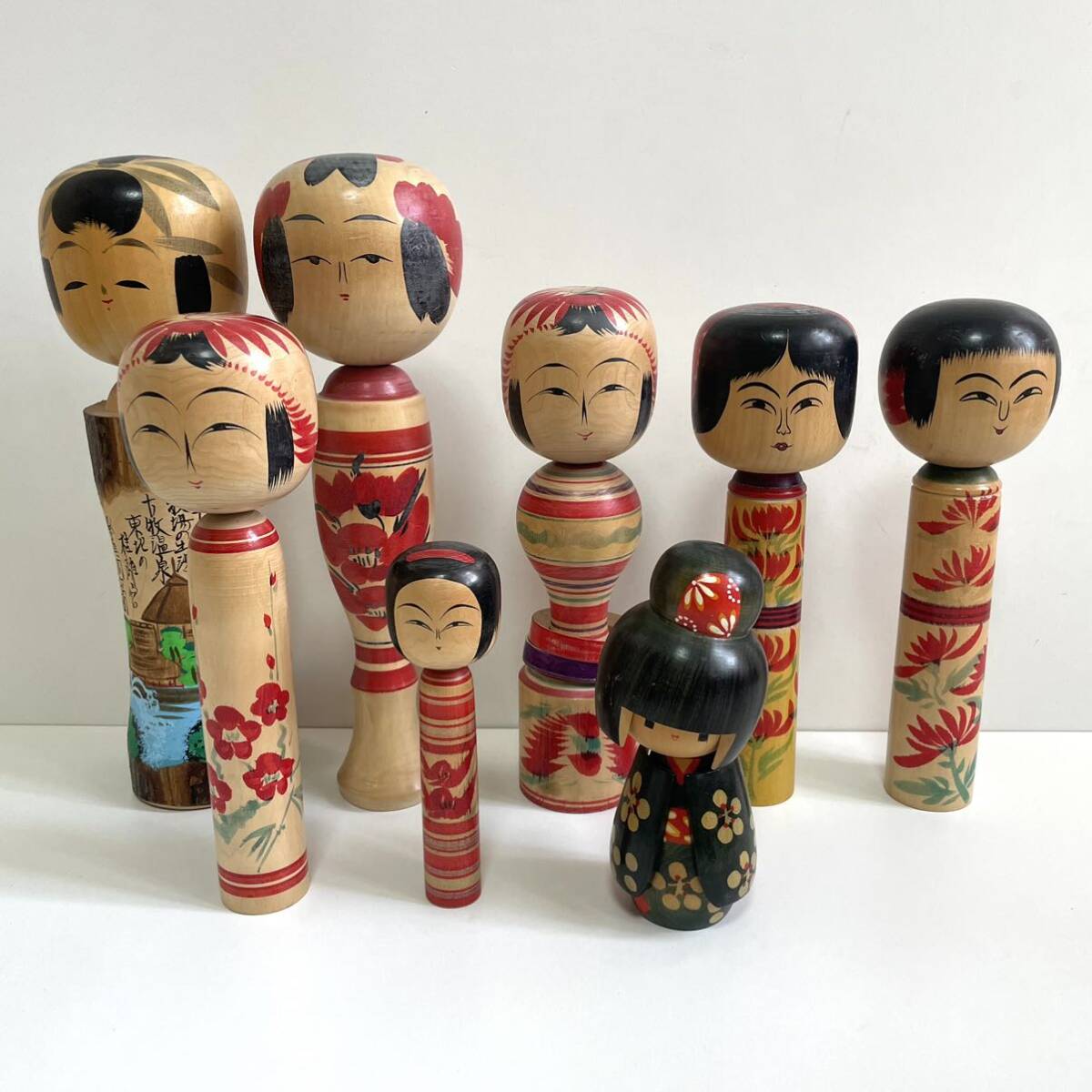 こけし 伝統工芸 民芸品 大量 まとめ セット 二代目吉弥 とみを 色 日 日本 置物 人形の画像1