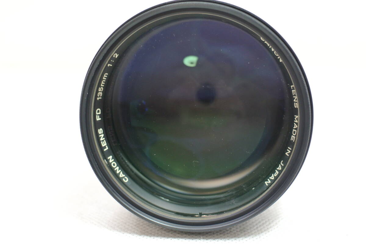 CANON FD 135mm 1:2 fd Canon　レンズ　現状品 FD　キャノン　レンズ　一眼レフカメラ　マニュアルフォーカス_画像3