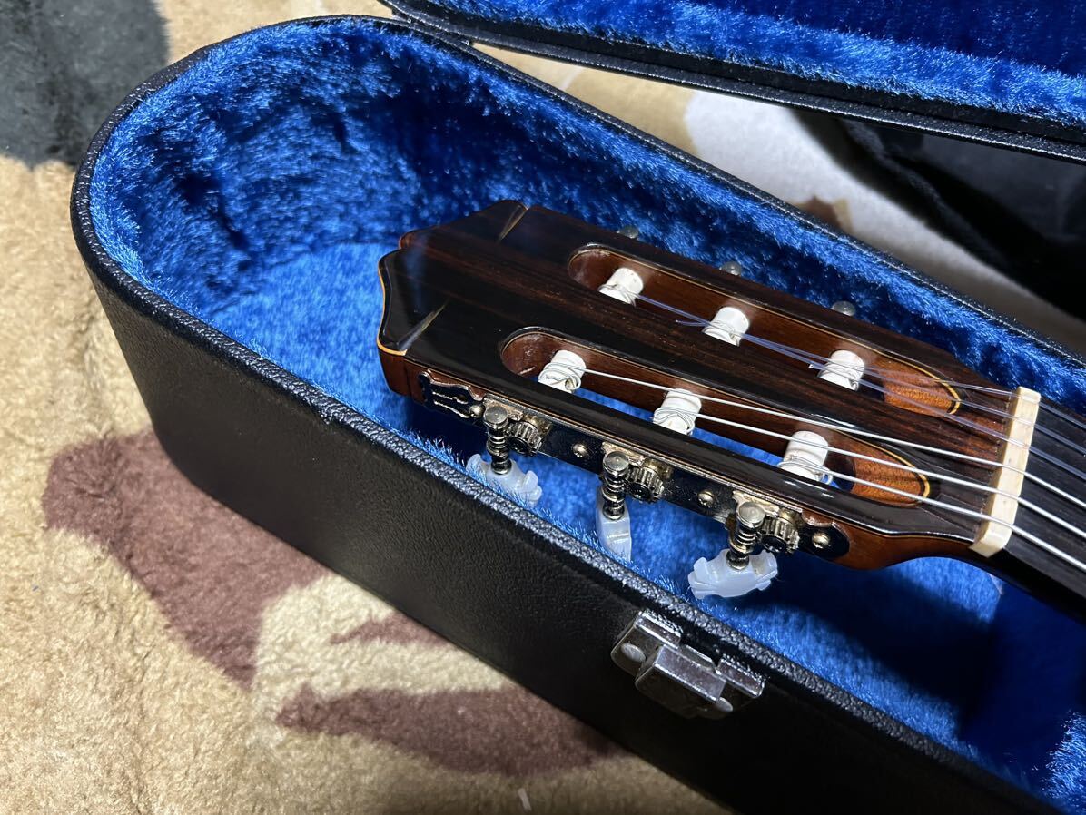 75年製・超美品・激レア・杉単板トップ・FERNANDES・GC-30・GRAND CONCERT・調整済み・激鳴り・クラシックギター。ビンテージ・激安。の画像2