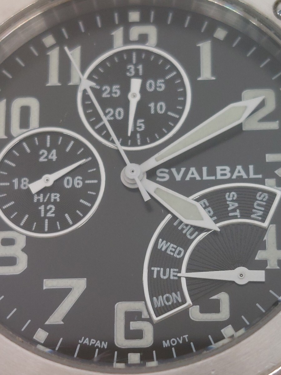13521　SVALBAL スヴァルバル クロノグラフ メンズ 腕時計 黒文字盤 クォーツ 現状品_画像3
