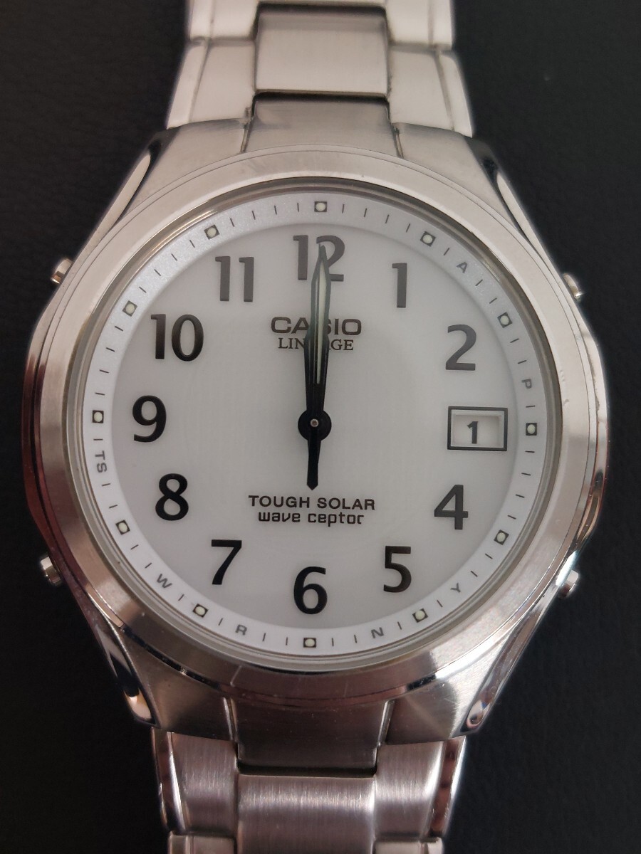 10877　 CASIO カシオ LINEAGE リニエージ ウェーブセプター LIW-120 タフソーラー デイト 腕時計 白文字盤 ホワイト USED品 現状品_画像2