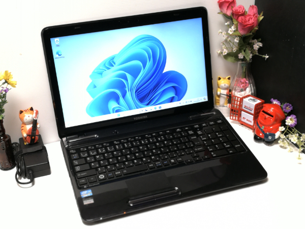 SSD256GB COREi7 メモリ8GB ブルーレイ搭載 ☆最新Windows11☆mo 即決/Office2021/HDMI搭載/即日発送☆